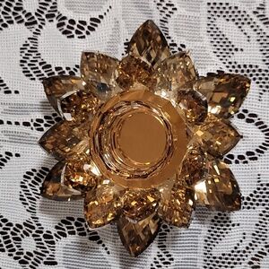 Lotus flower candel holder.